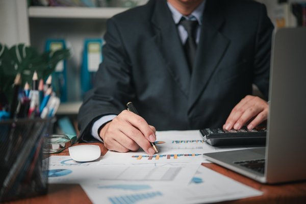 Choisir son expert-comptable : de bonnes raisons de faire des recherches en ligne